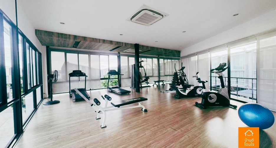 For sale 3 bedrooms townhouse in Thung Khru, Bangkok