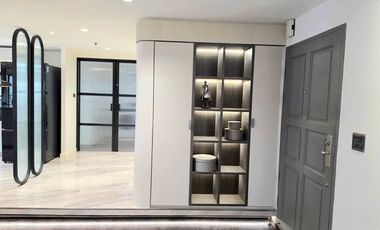 For rent 3 bedrooms condo in Sathon, Bangkok
