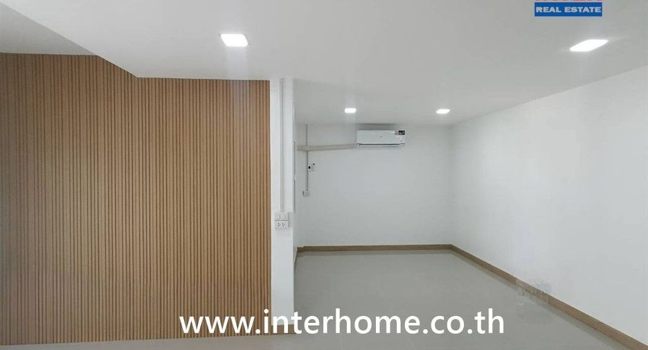 Haus zum Kauf mit 3 Zimmer in Bang Khen, Bangkok