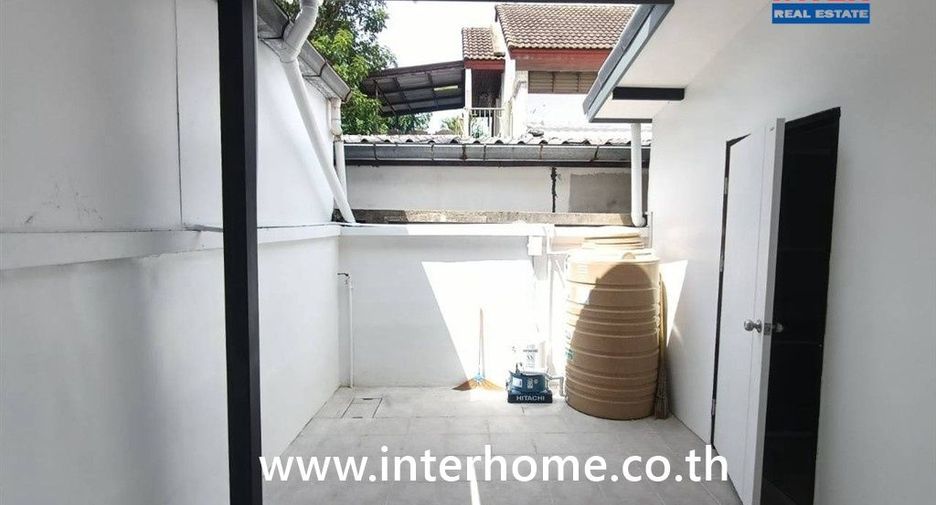 Haus zum Kauf mit 3 Zimmer in Bang Khen, Bangkok