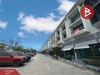Gewerbefläche zur Miete und zum Kauf mit 3 Zimmer in Thung Khru, Bangkok