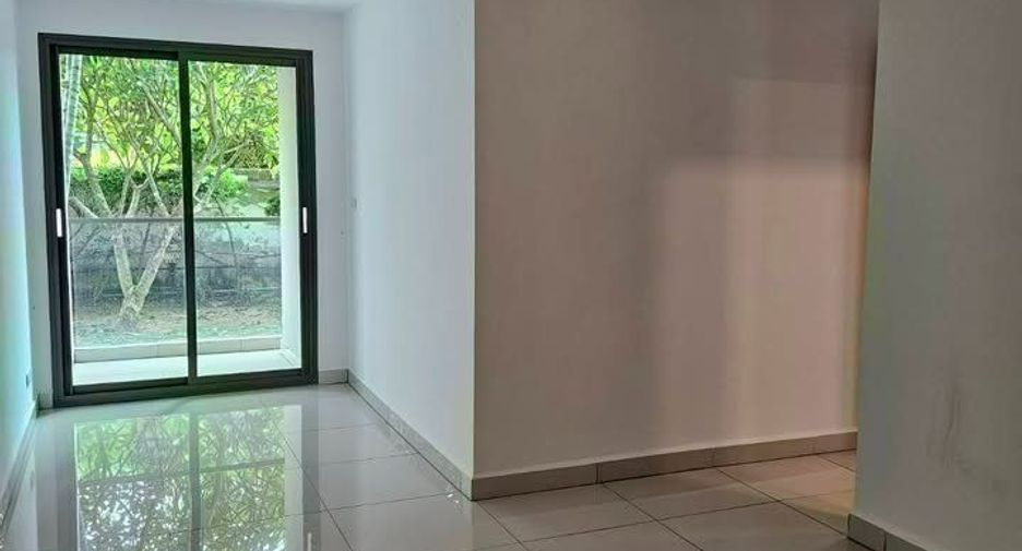 Продажа 2 спальни кондо в Йомтиен, Паттайя