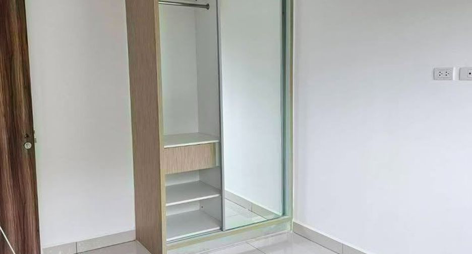 Продажа 2 спальни кондо в Йомтиен, Паттайя