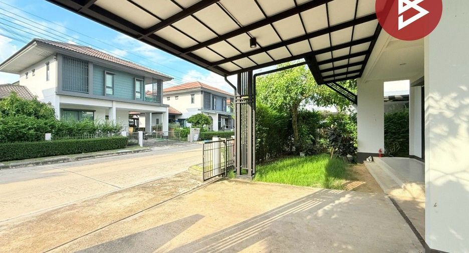 For rent and for sale 3 bedrooms house in Khlong Sam Wa, Bangkok