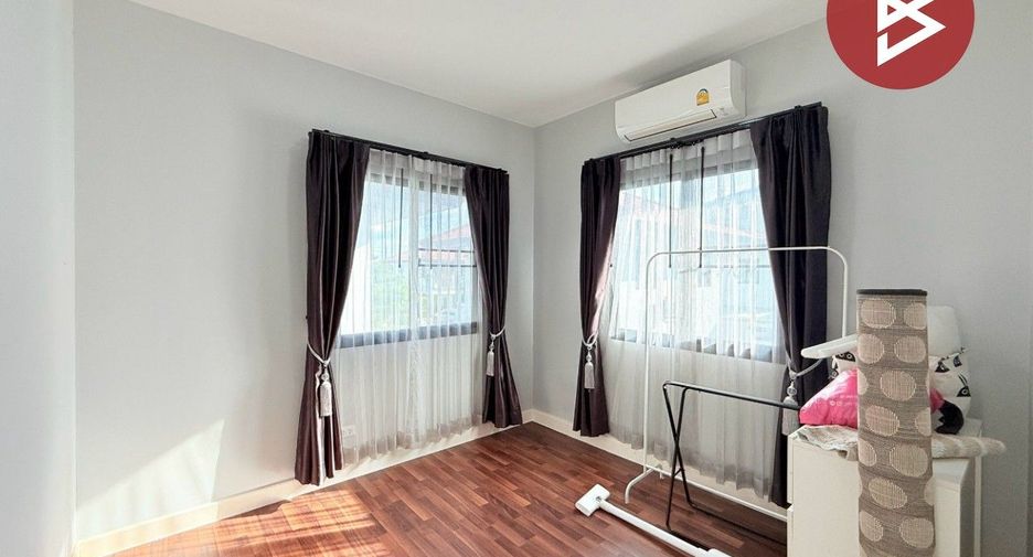 For rent and for sale 3 bedrooms house in Khlong Sam Wa, Bangkok
