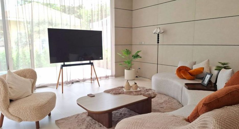 For sale 5 bedrooms villa in Doi Saket, Chiang Mai
