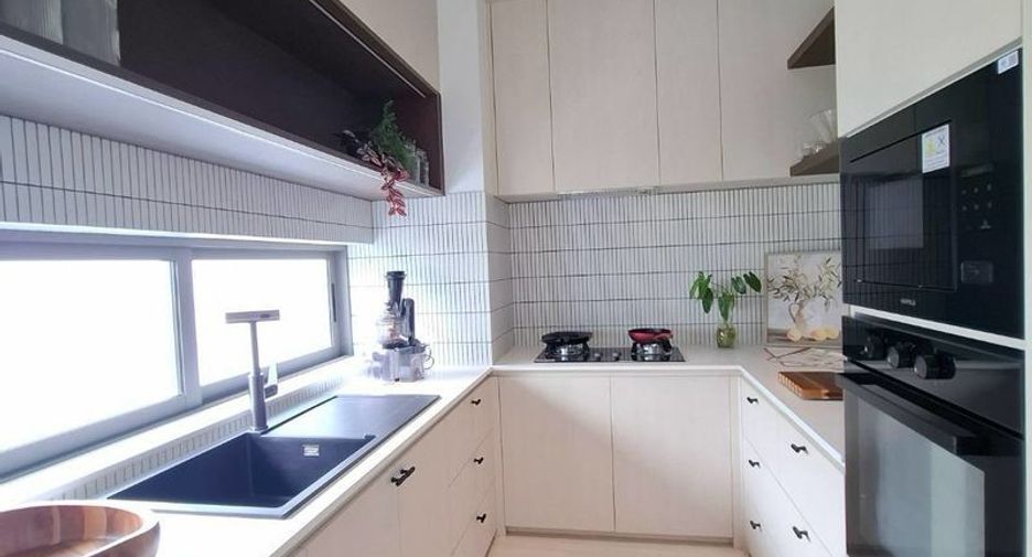 For sale 5 bedrooms villa in Doi Saket, Chiang Mai