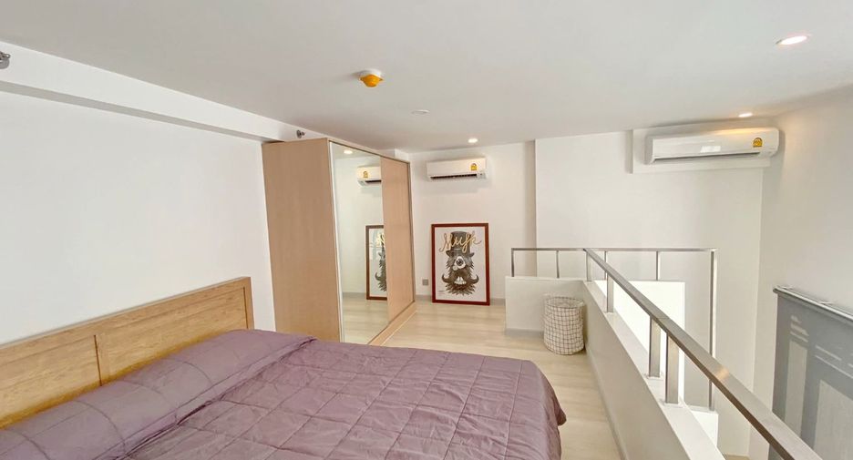 For rent 1 bed condo in Sathon, Bangkok