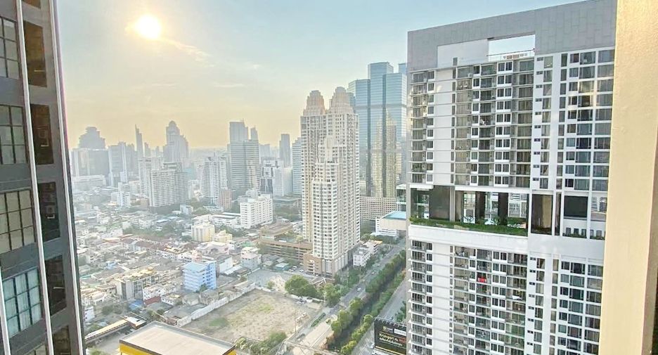 For rent 1 bed condo in Sathon, Bangkok