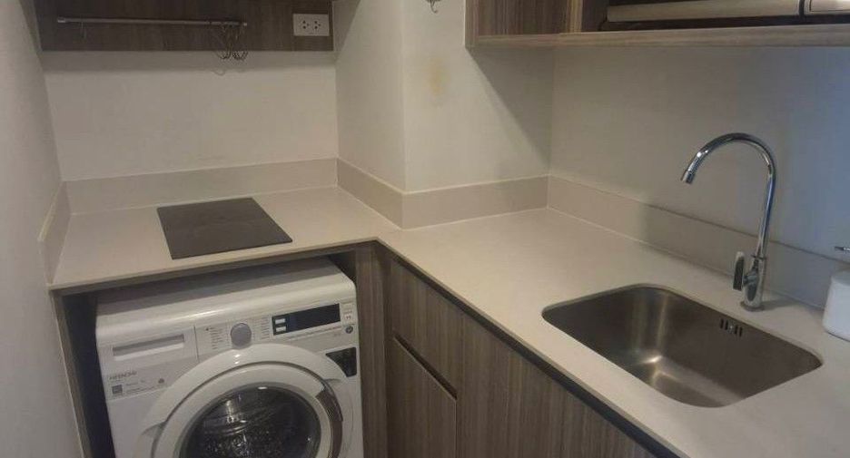Condo en venta de 2 habitaciones en Bang Na, Bangkok