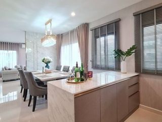 For sale 4 bedrooms house in Prawet, Bangkok