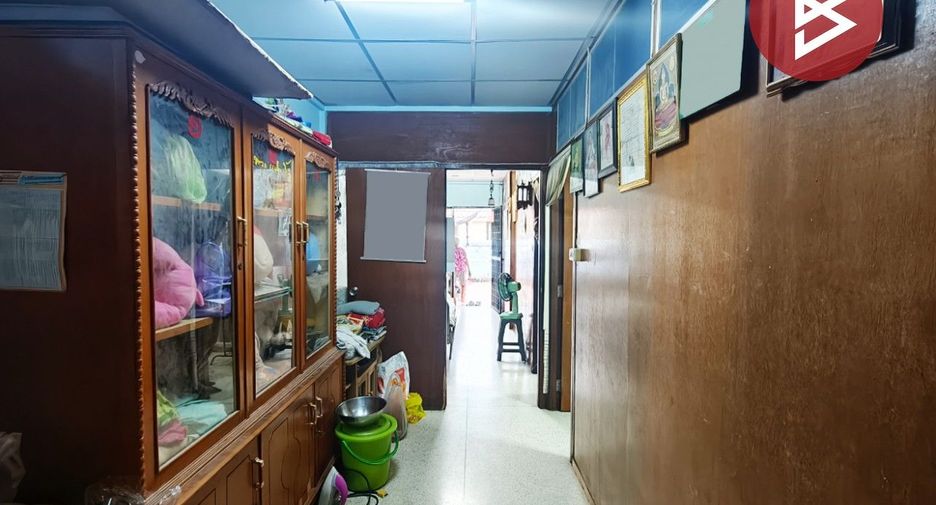 For sale 2 bedrooms townhouse in Mueang Chachoengsao, Chachoengsao