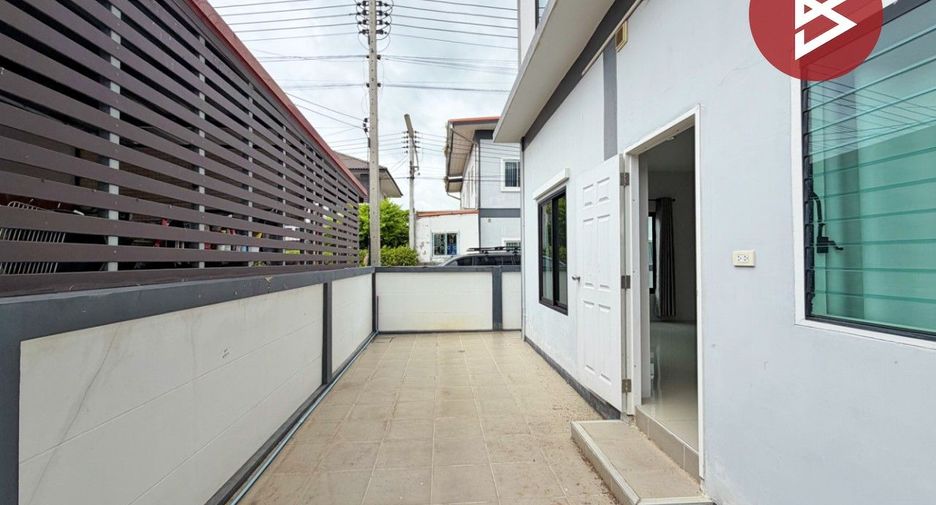 出售 3 卧室 联排别墅 在 Nong Khae, Saraburi