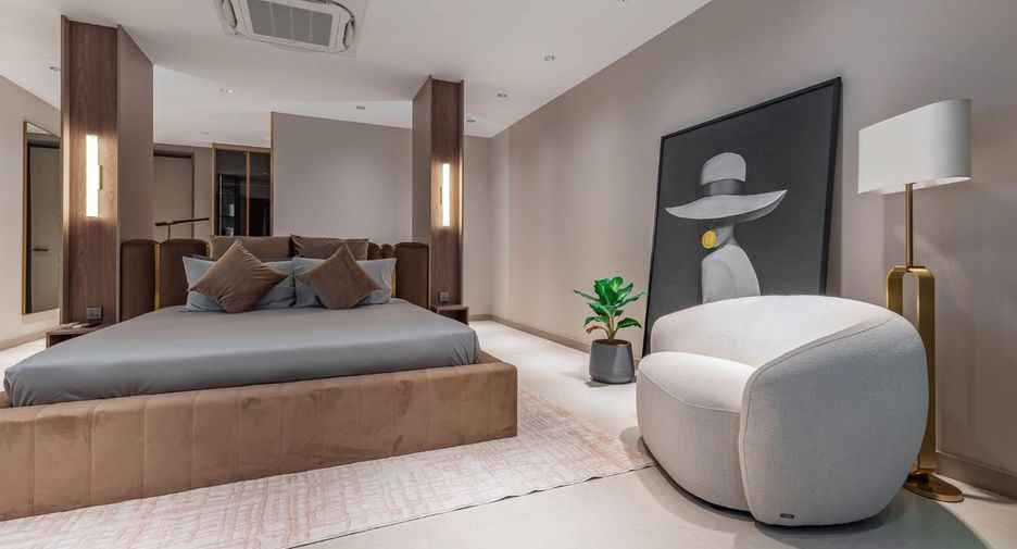 For sale 7 bedrooms villa in Jomtien, Pattaya