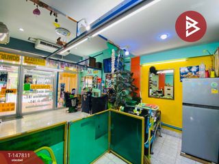 Продажа 4 спальни торговое помещение в Mueang Samut Prakan, Самутпракан