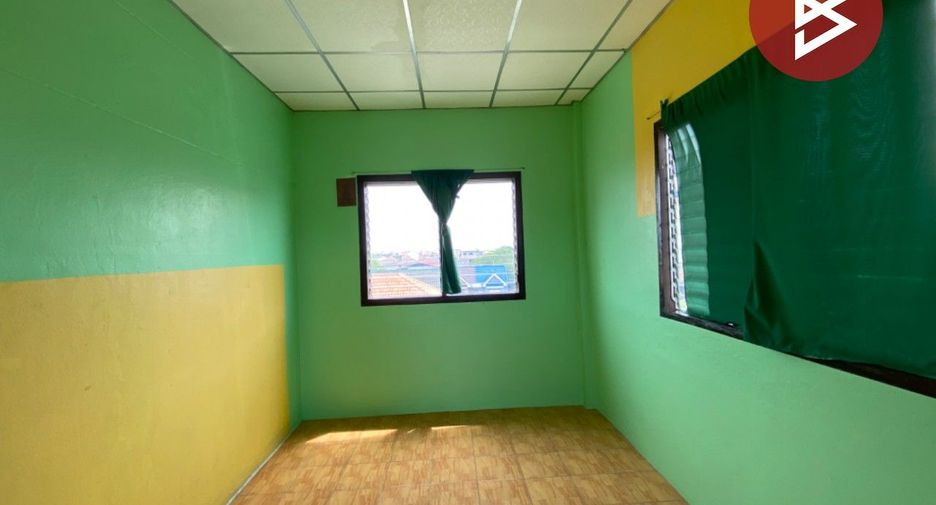 Продажа 4 спальни торговое помещение в Mueang Samut Prakan, Самутпракан