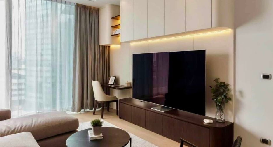 For rent 2 bedrooms condo in Khlong Toei, Bangkok