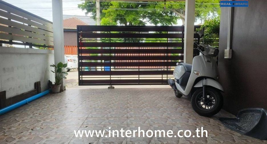 À vendre 4 chambres maison à Min Buri, Bangkok