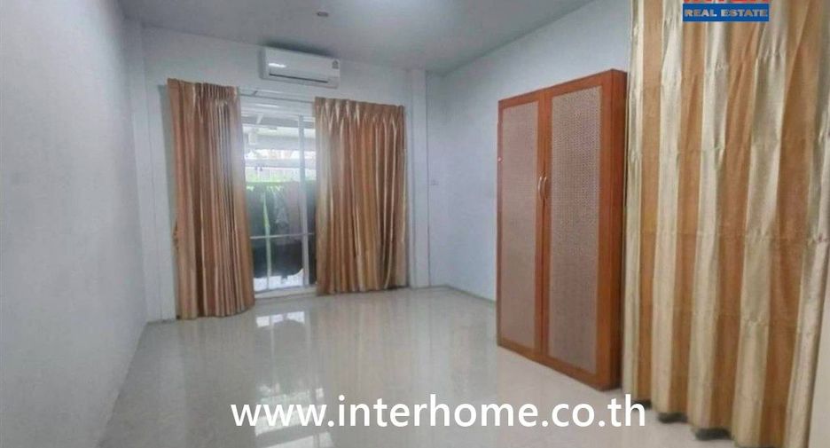 À vendre 4 chambres maison à Min Buri, Bangkok