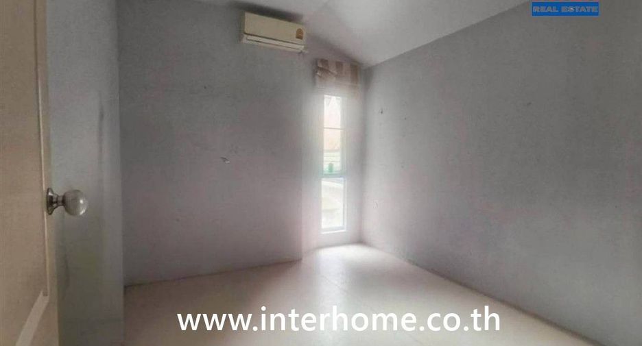 À vendre 4 chambres maison à Min Buri, Bangkok