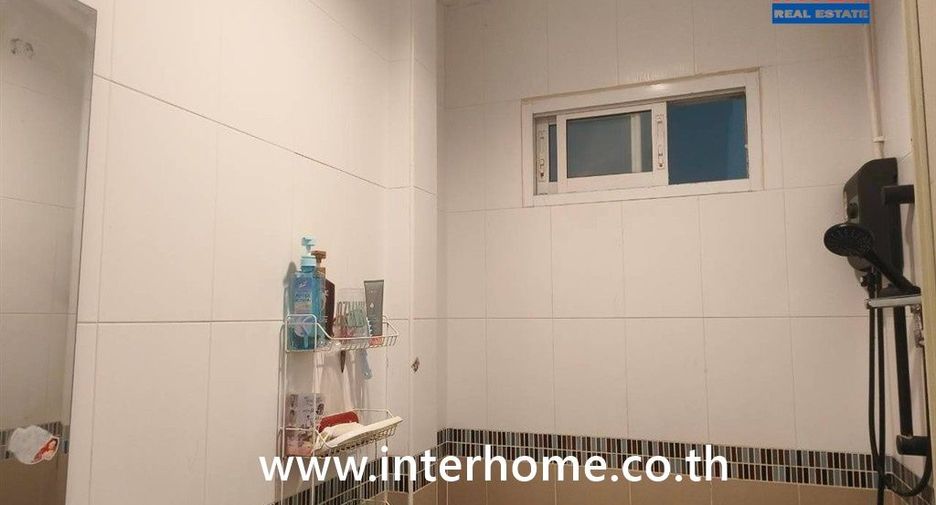 À vendre 4 chambres maison à Min Buri, Bangkok