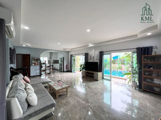 À vendre 4 chambres villa à Bang Lamung, Chonburi