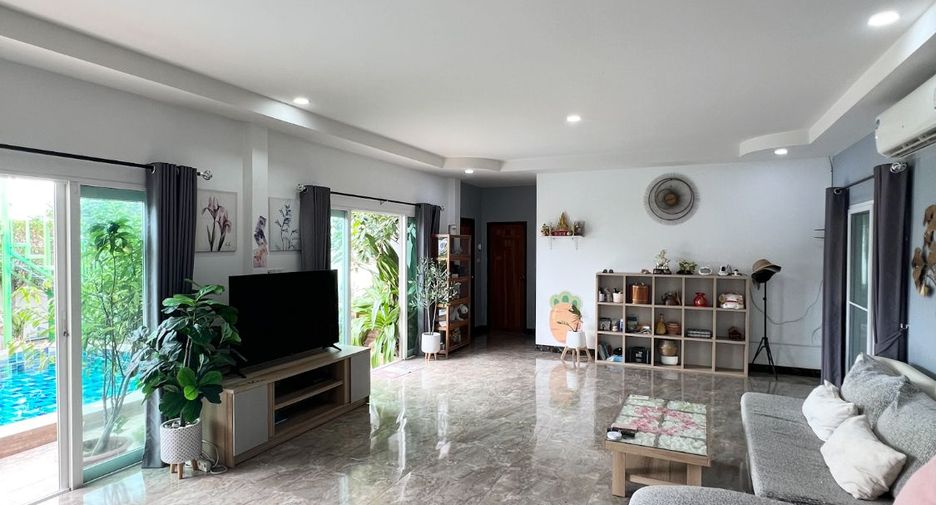 Villa en venta de 4 habitaciones en Bang Lamung, Chonburi