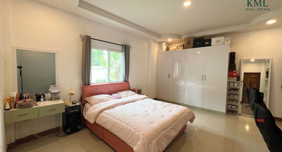 Villa en venta de 4 habitaciones en Bang Lamung, Chonburi