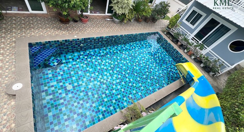 Villa en venta de 4 habitaciones en Bang Lamung, Chonburi