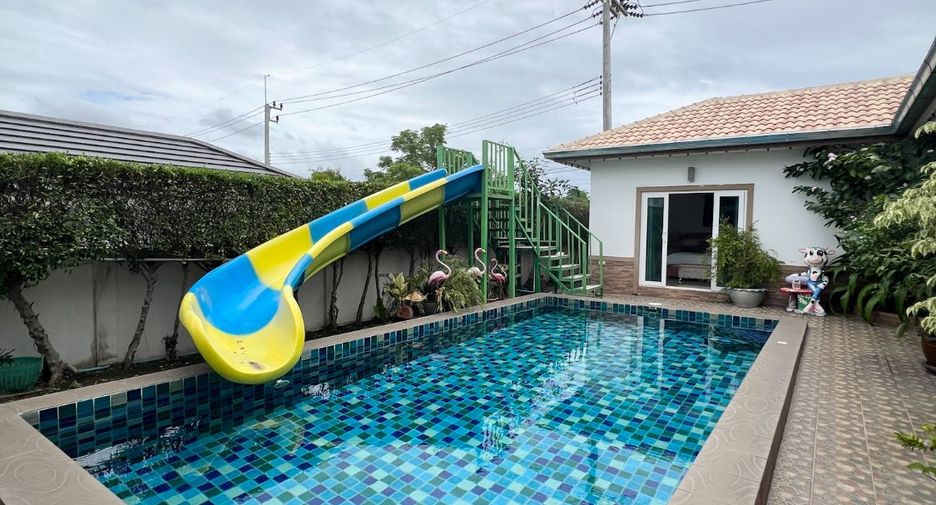 Villa en venta de 4 habitaciones en Bang Lamung, Chonburi