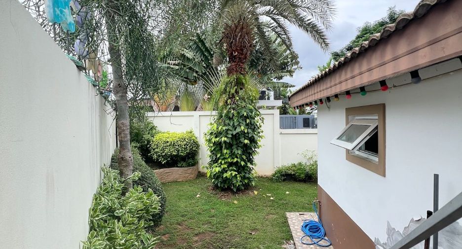 Villa en venta de 4 habitaciones en Bang Lamung, Chonburi