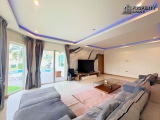 For rent 5 bedrooms villa in Bang Lamung, Chonburi