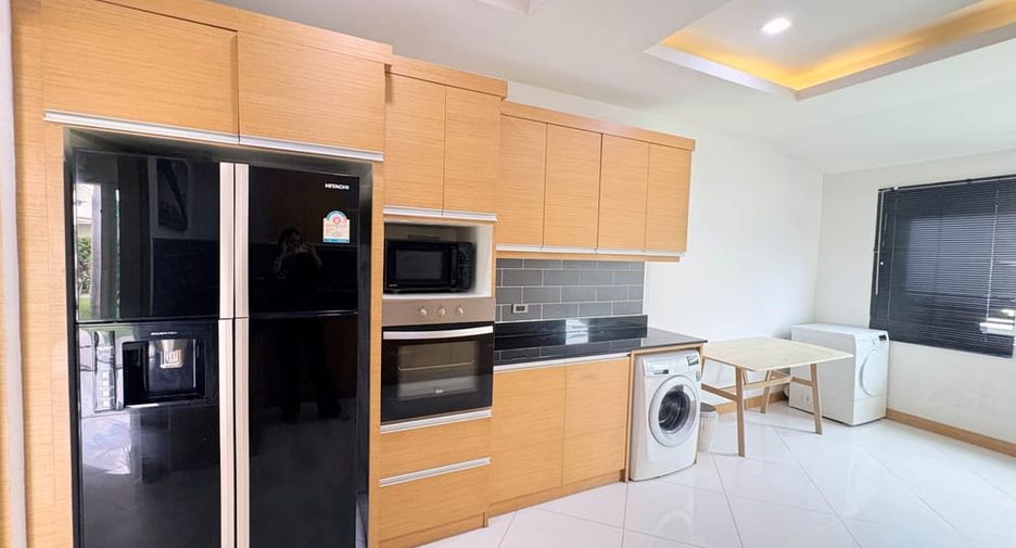 For rent 5 ベッドルーム villa in Bang Lamung, Chonburi