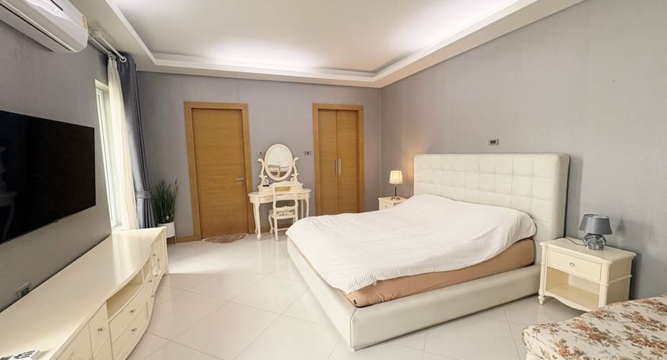 For rent 5 ベッドルーム villa in Bang Lamung, Chonburi