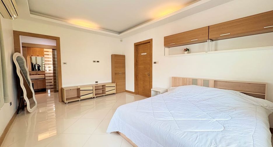 For rent 5 ベッドルーム villa in Bang Lamung, Chonburi