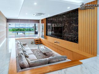 Villa en venta de 4 habitaciones en Bang Lamung, Chonburi