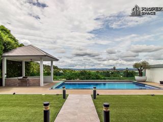 Villa en venta de 4 habitaciones en Bang Lamung, Chonburi