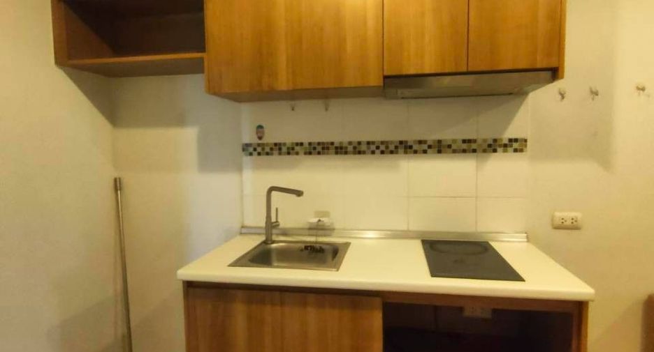 For sale 1 bed condo in Mueang Chon Buri, Chonburi