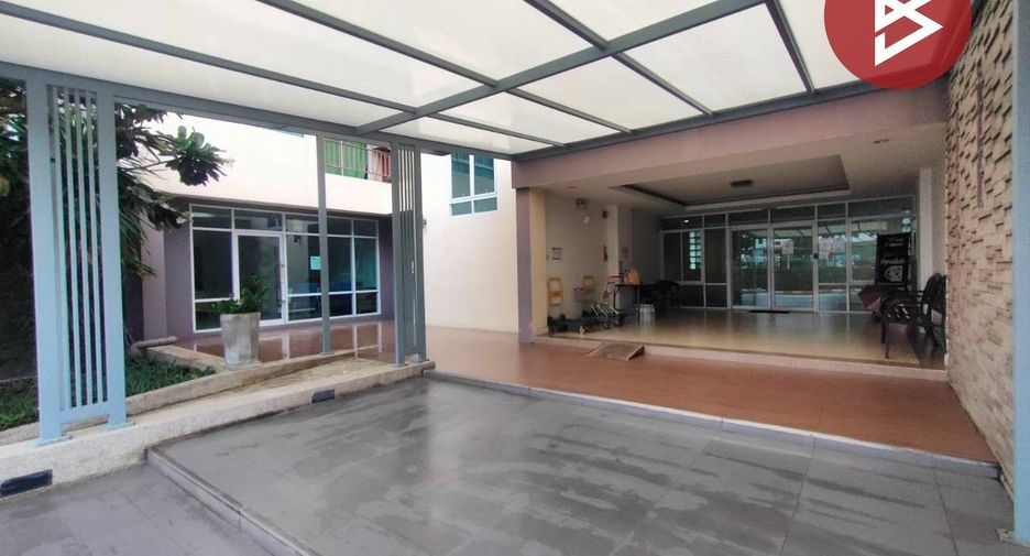 For sale 1 bed condo in Mueang Chon Buri, Chonburi