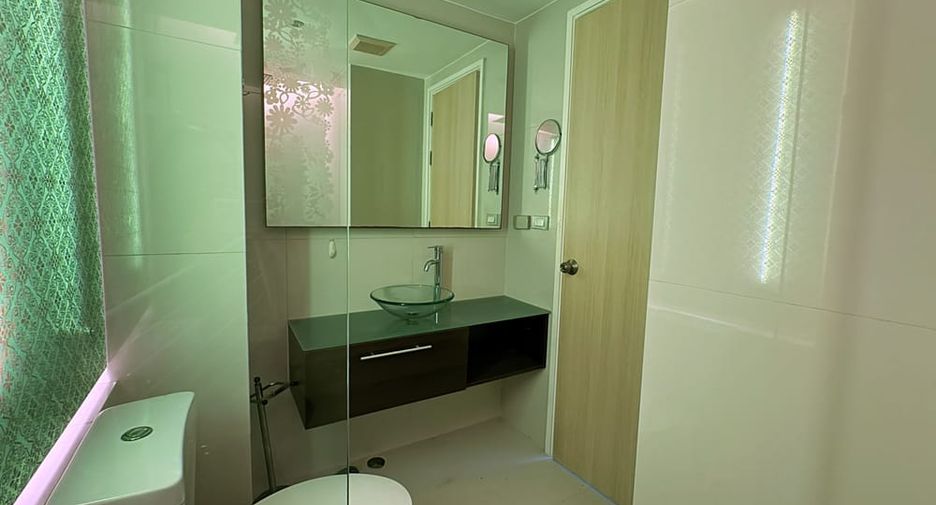 For sale 2 bedrooms condo in Bang Lamung, Chonburi