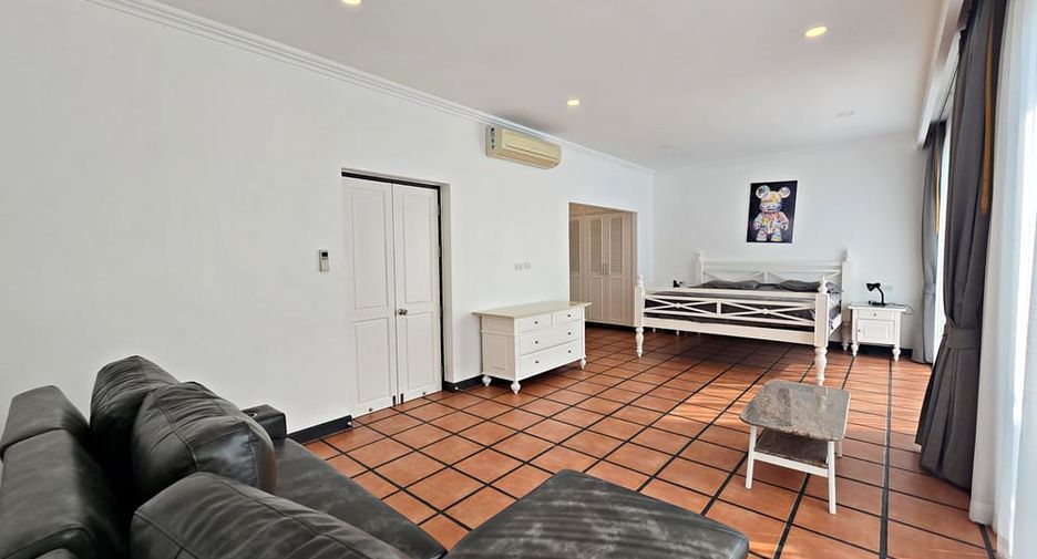 For rent 4 ベッドルーム villa in Bang Lamung, Chonburi