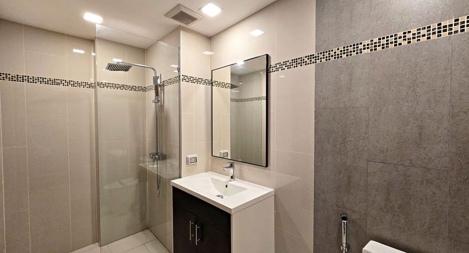 For sale 1 bed condo in Jomtien, Pattaya
