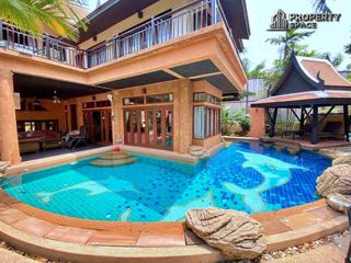 For rent そして for sale 4 ベッドルーム villa in Jomtien, Pattaya