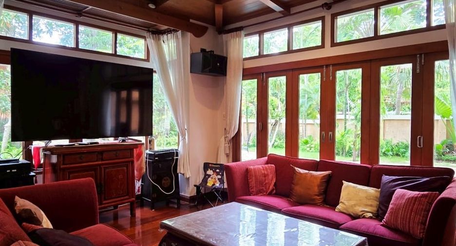 For rent そして for sale 4 ベッドルーム villa in Jomtien, Pattaya