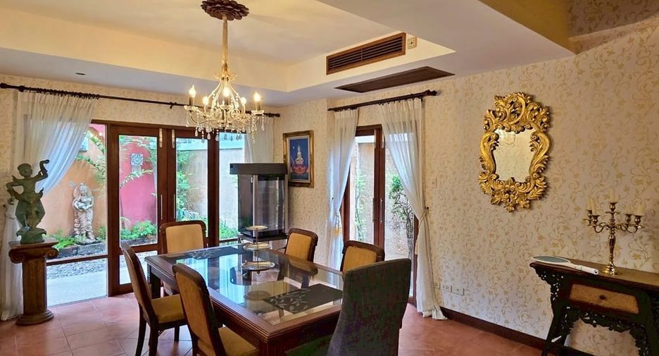 For rent そして for sale 4 ベッドルーム villa in Jomtien, Pattaya
