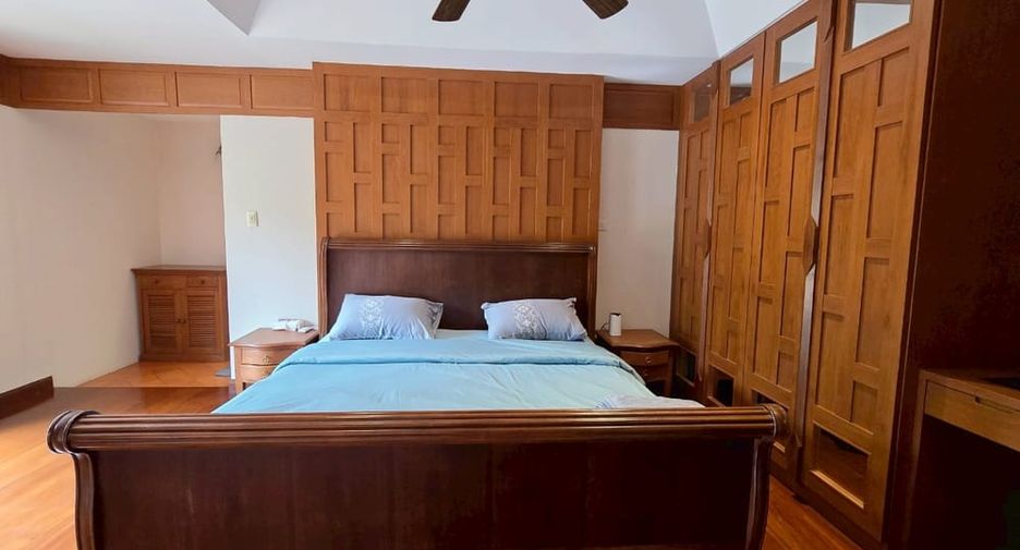 For rent そして for sale 4 ベッドルーム villa in Jomtien, Pattaya