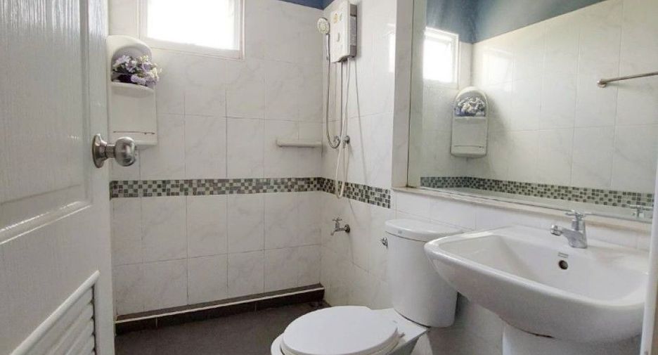 À vendre 2 chambres maison de ville à Mueang Nakhon Si Thammarat, Nakhon Si Thammarat