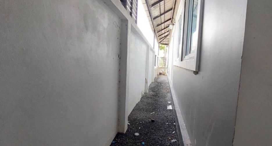 À vendre 2 chambres maison de ville à Mueang Nakhon Si Thammarat, Nakhon Si Thammarat