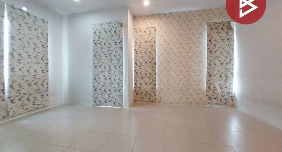 À vendre 2 chambres maison de ville à Mueang Nakhon Si Thammarat, Nakhon Si Thammarat
