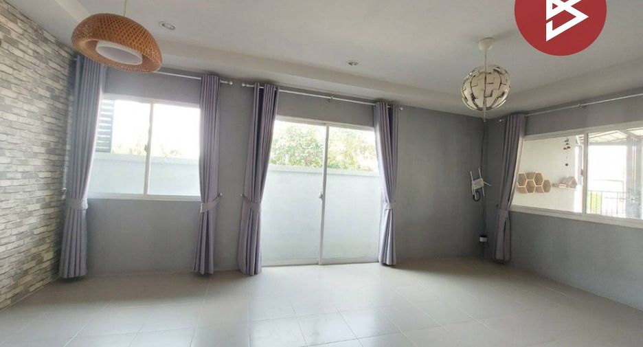 À vendre 2 chambres maison de ville à Mueang Nakhon Si Thammarat, Nakhon Si Thammarat